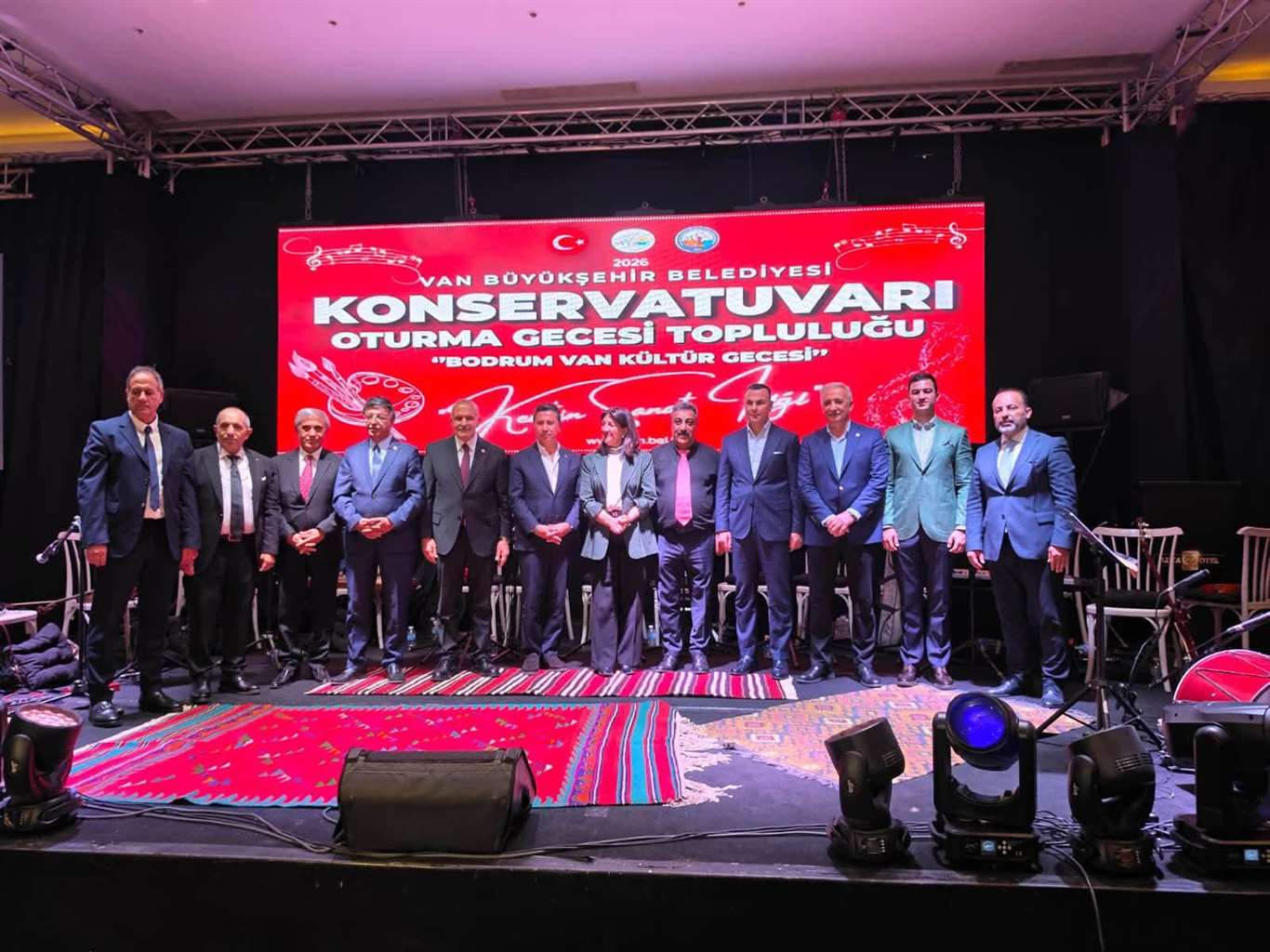 Ahmet Aras, Bodrum’da Van Kültür Gecesi’ne katıldı haberi